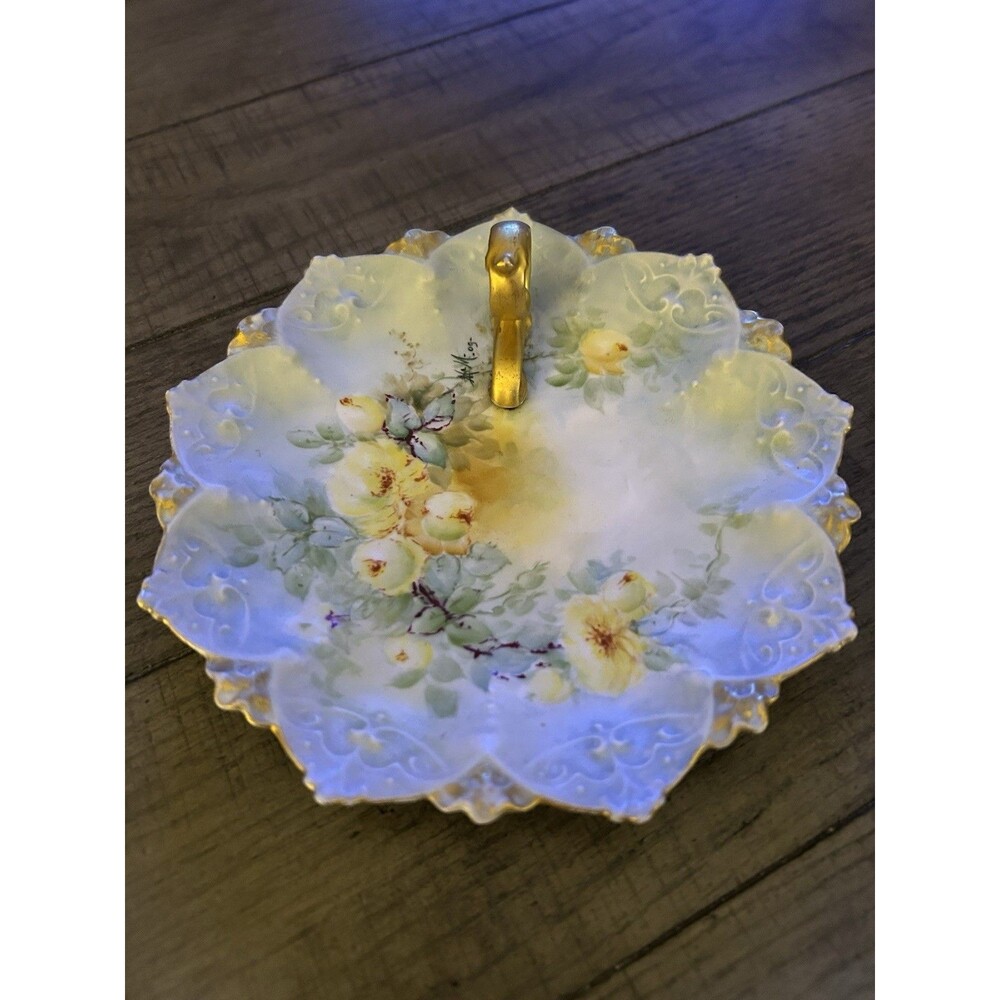 Vintage Made In Austria Small Scalloped Dish With Gold Handle & Trim